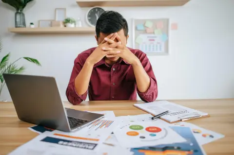 なぜか「疲れやすい」と感じる人へ。ストレスを溜め込みやすい人に共通する「心のクセ」